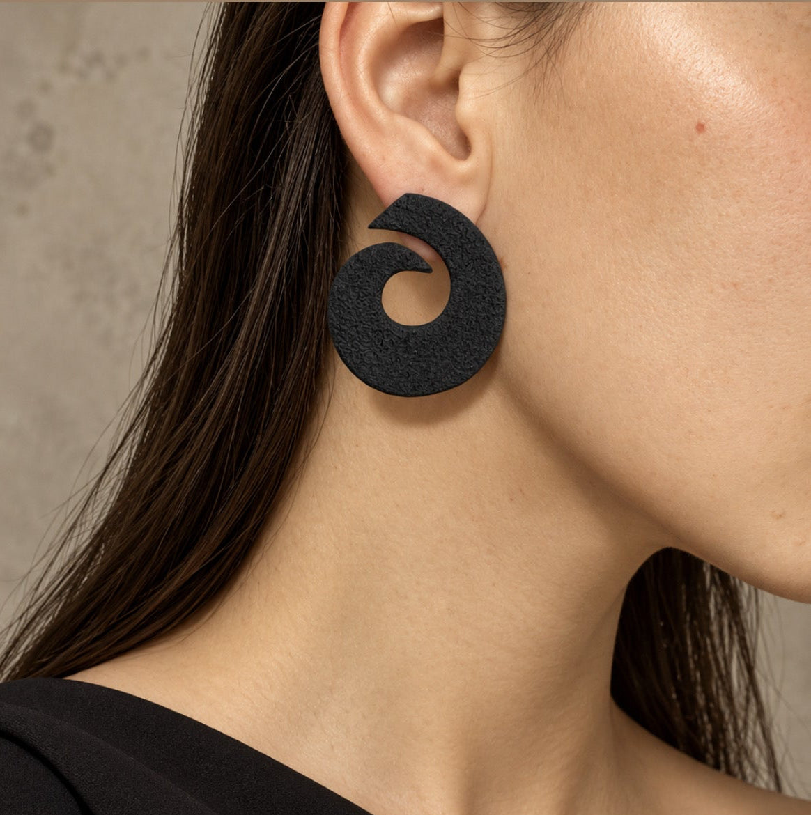 SPIRAL | black