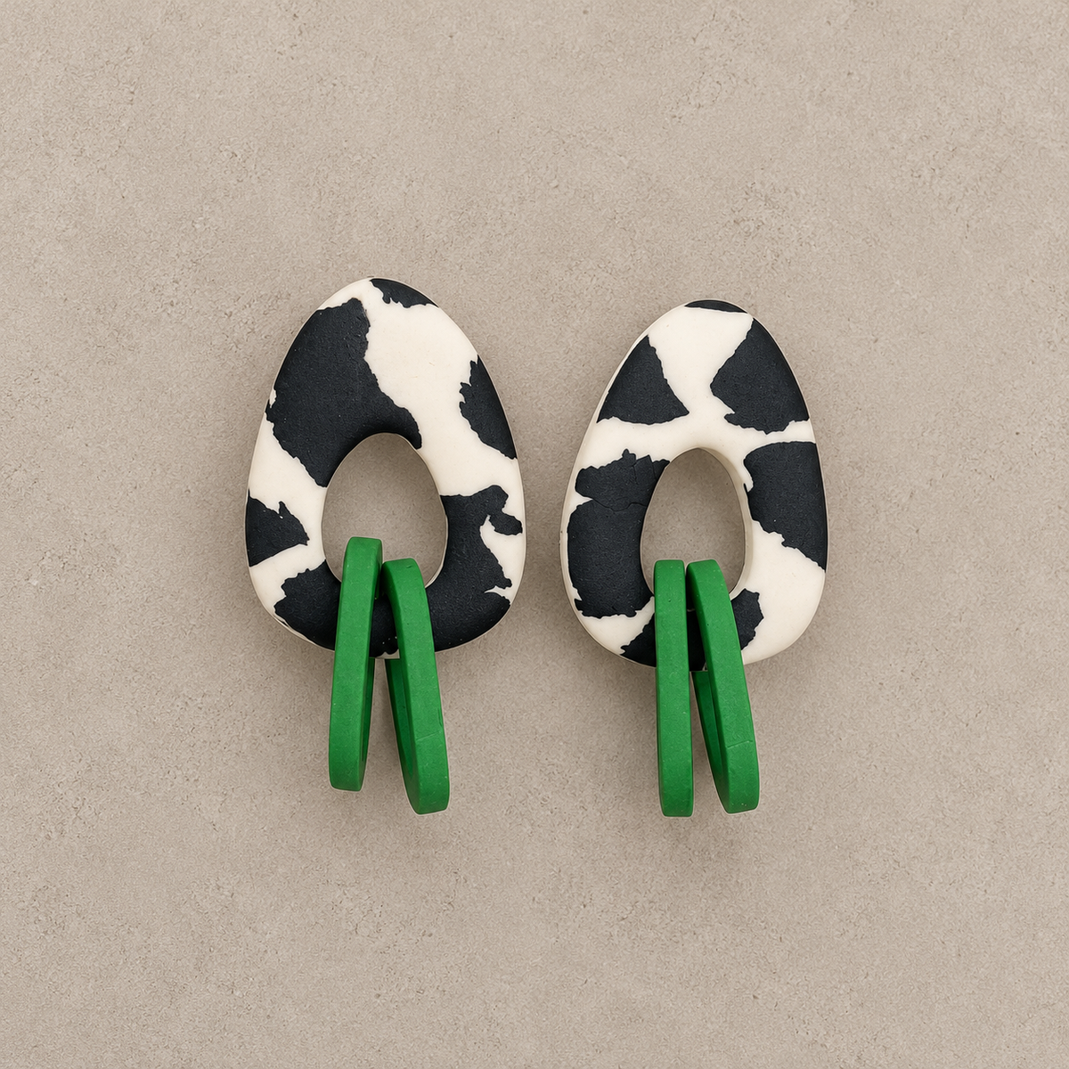 LU | dark green